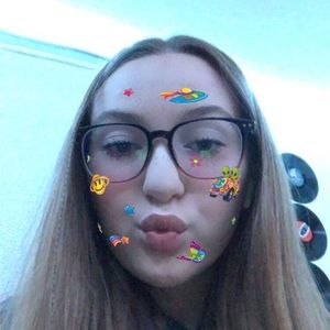 Meet your Posher, Abby